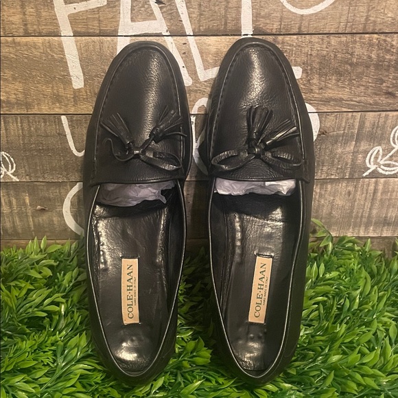 Cole Haan Men’s Classic Black Tassel Loafers main image 9